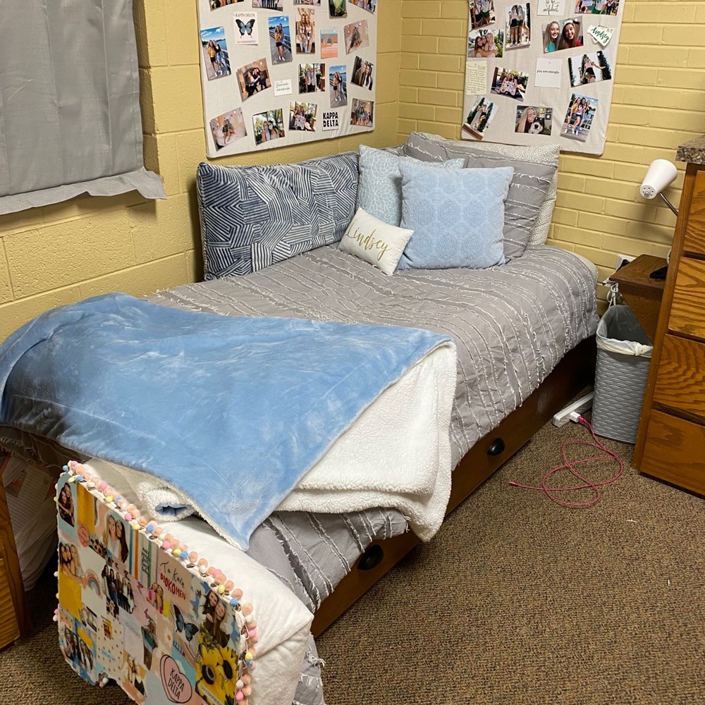 Dormify Twin Comforter